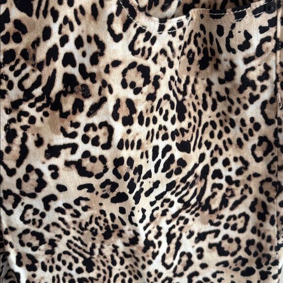 So slimming Chicos Leopard Print jeans ankle girlfriend fit size 16R - Picture 3 of 7